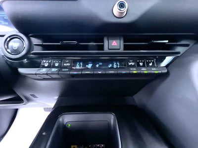 2025 Toyota Crown Platinum