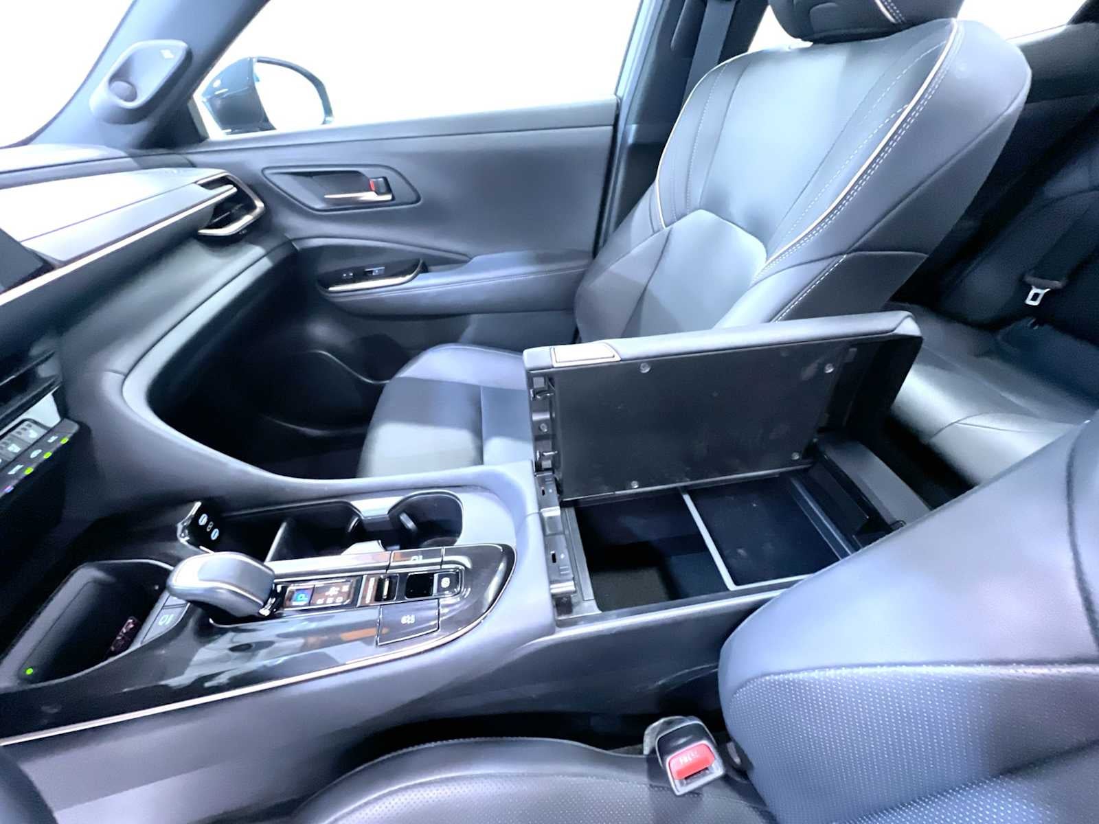 2025 Toyota Crown Platinum
