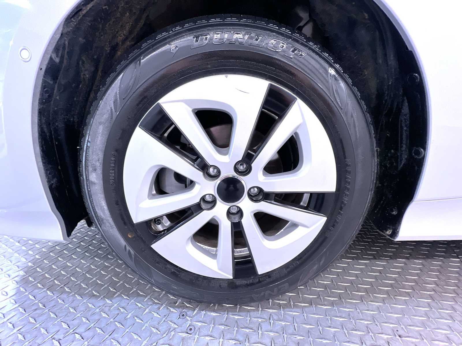 2019 Toyota Prius XLE