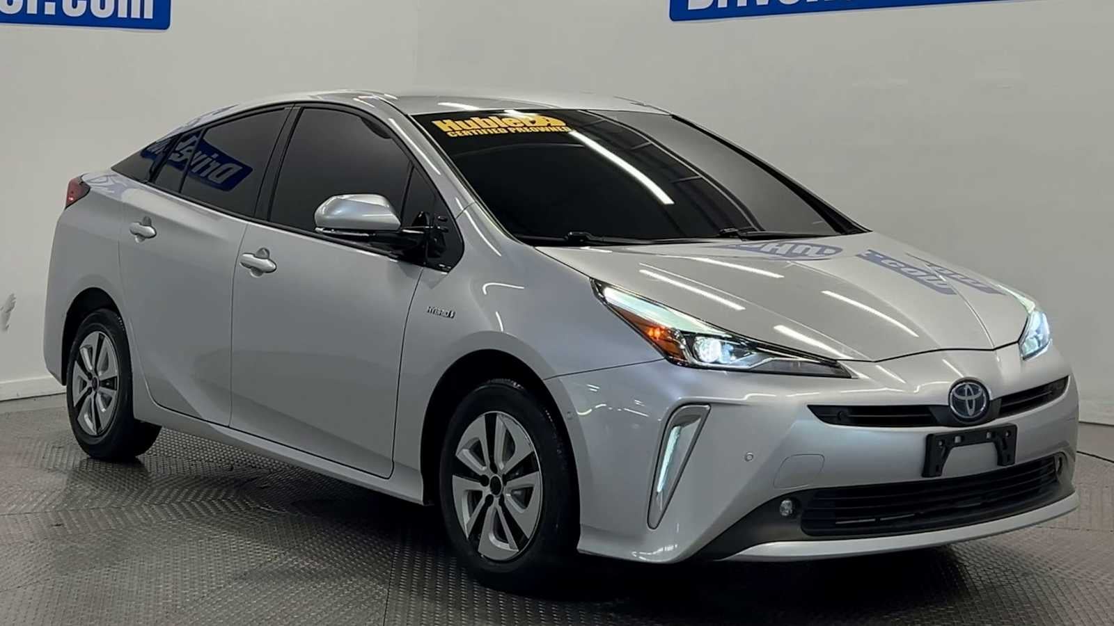 2019 Toyota Prius XLE
