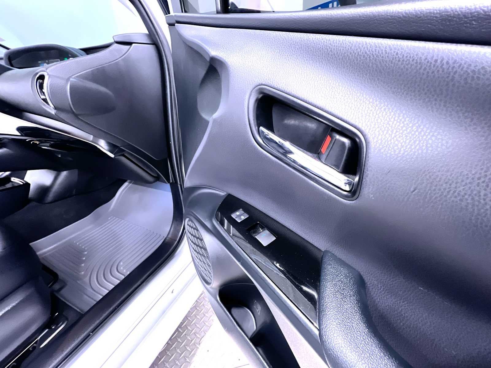 2019 Toyota Prius XLE