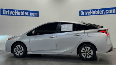 2019 Toyota Prius XLE