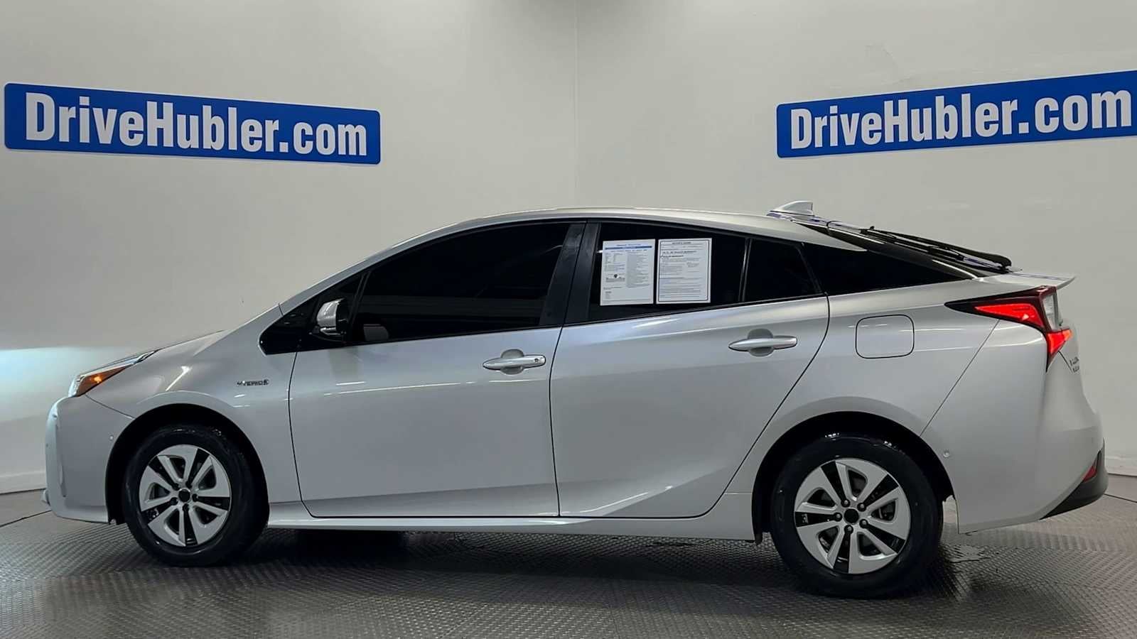 2019 Toyota Prius XLE