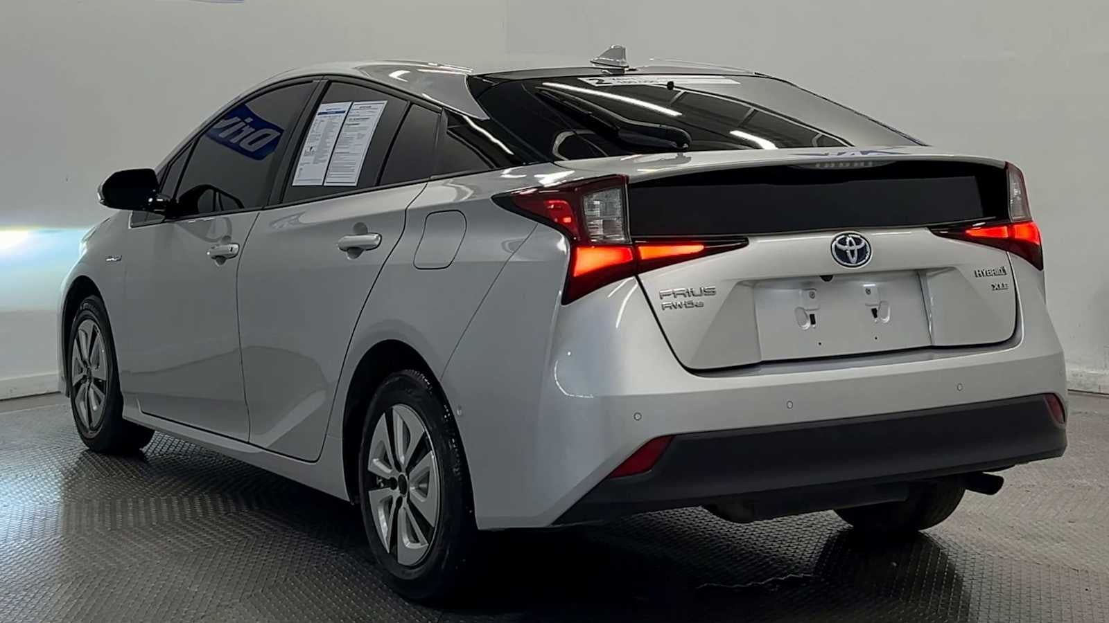 2019 Toyota Prius XLE