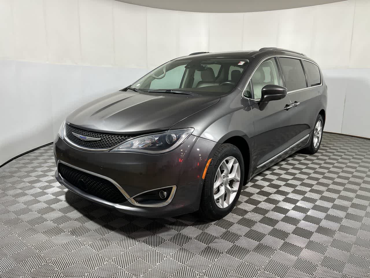 2019 Chrysler Pacifica Touring L Plus