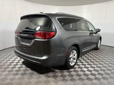 2019 Chrysler Pacifica Touring L Plus