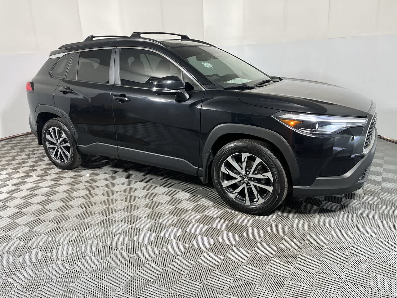 2024 Toyota Corolla Cross XLE