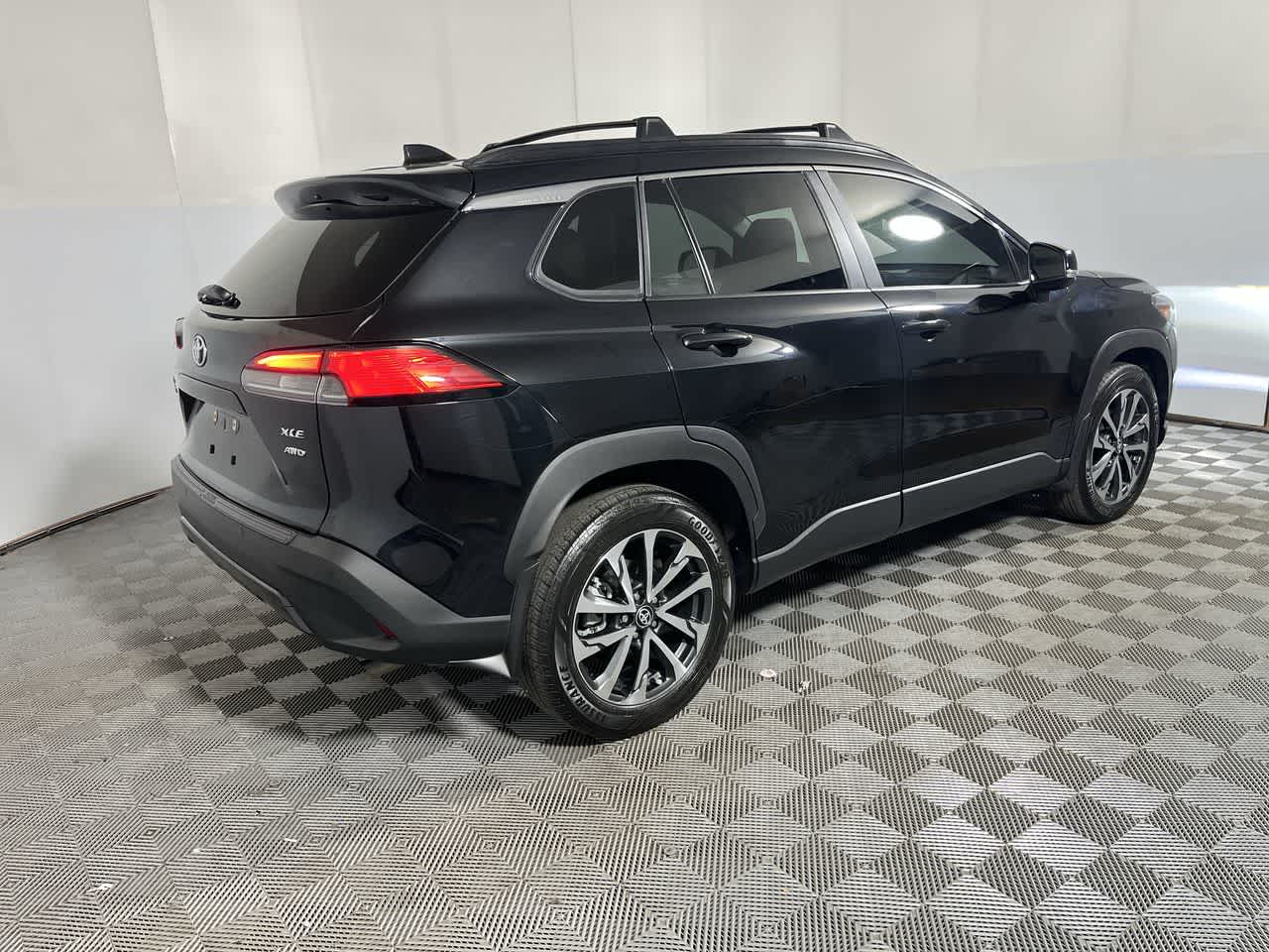 2024 Toyota Corolla Cross XLE