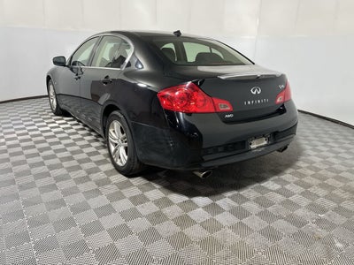 2015 INFINITI Q40 4dr Sdn AWD