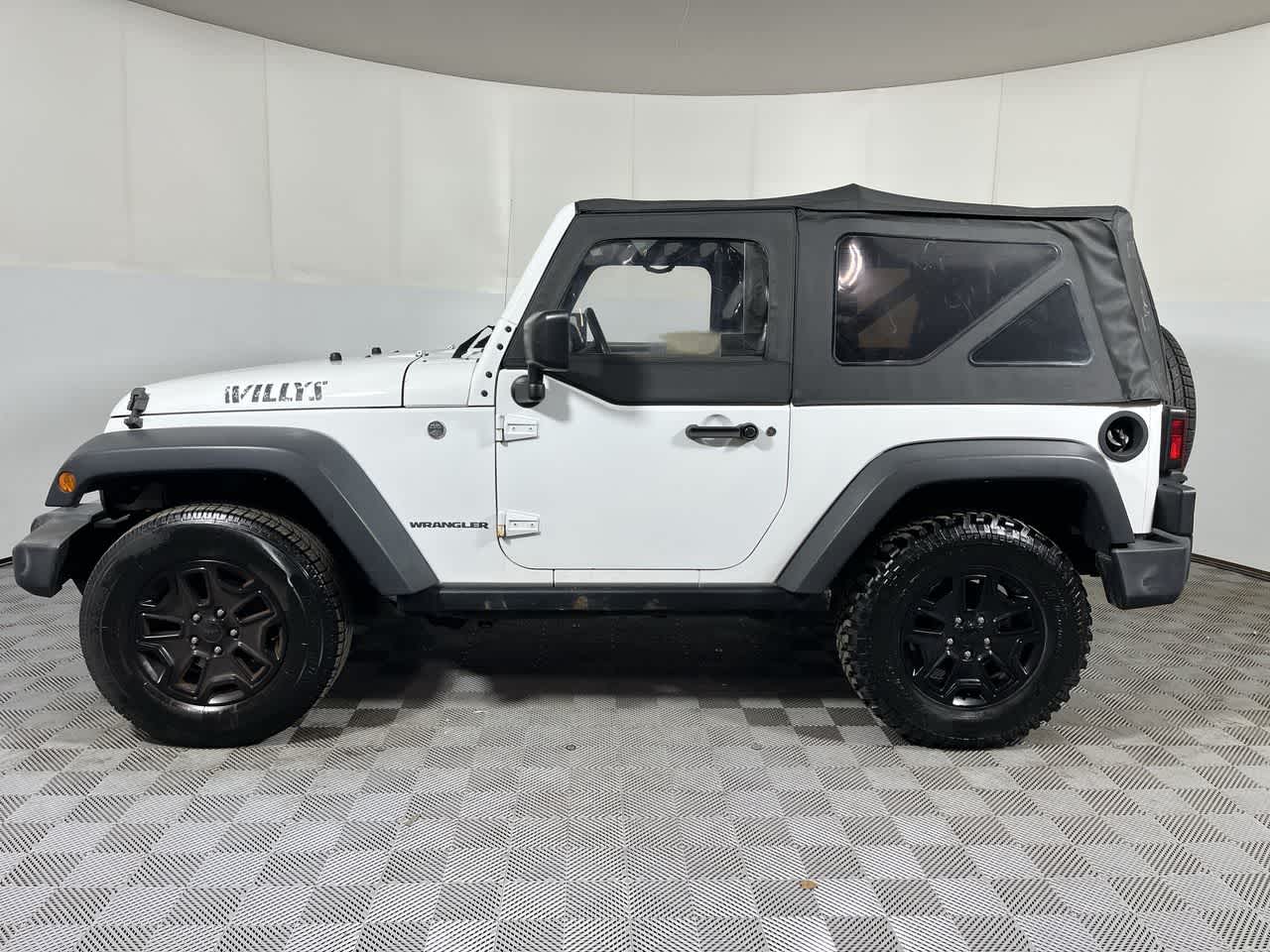 2017 Jeep Wrangler Willys Wheeler