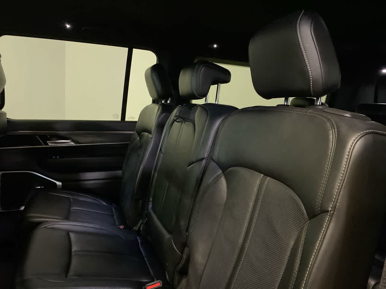 2024 Jeep Wagoneer L Series III