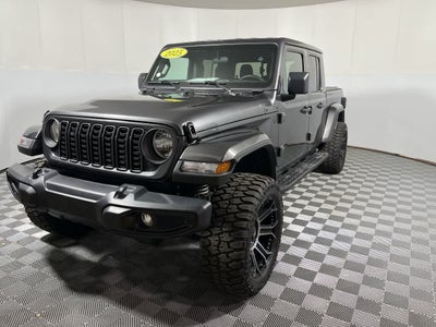 2025 Jeep Gladiator Nighthawk