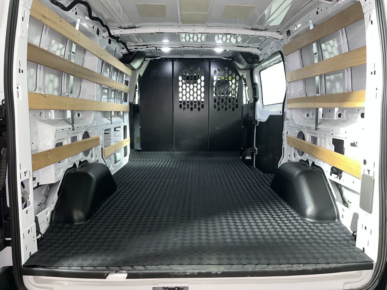 2025 Ford Transit Cargo Van T-250 130" Low Rf 9070 GVWR RWD