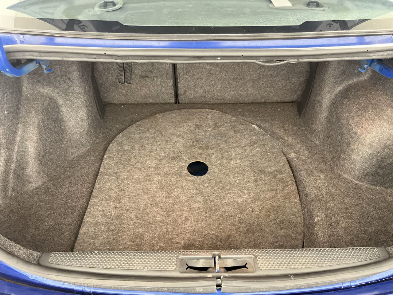 2004 Chevrolet Cavalier Base