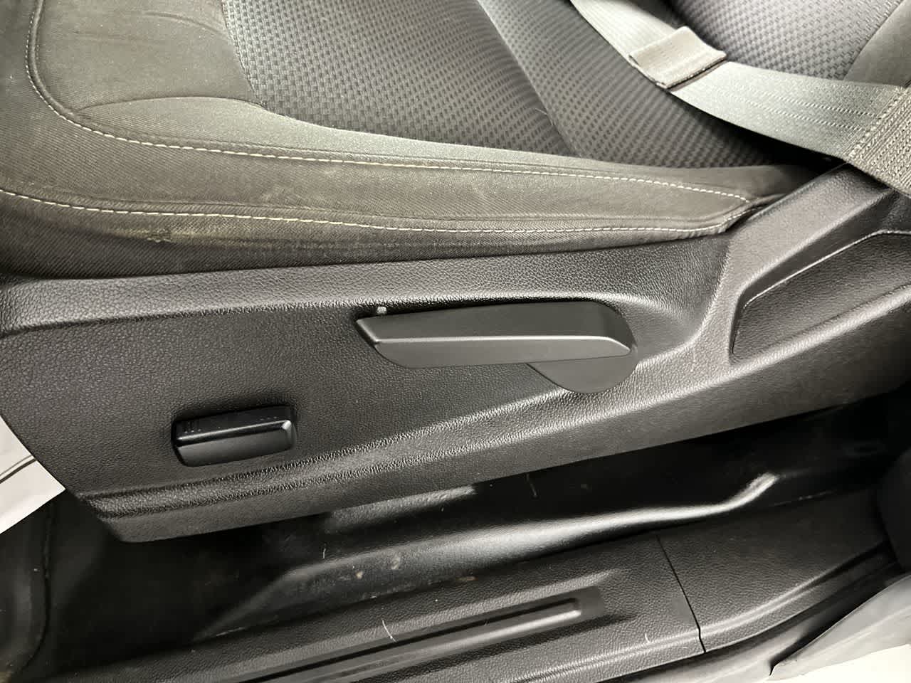 2022 Chevrolet Colorado 2WD LT