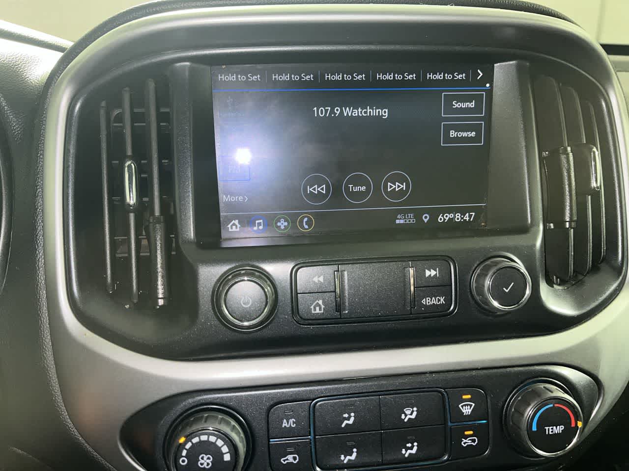 2022 Chevrolet Colorado 2WD LT