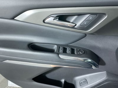 2025 Chevrolet Traverse FWD LT