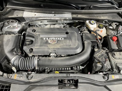 2025 Cadillac XT4 FWD Premium Luxury