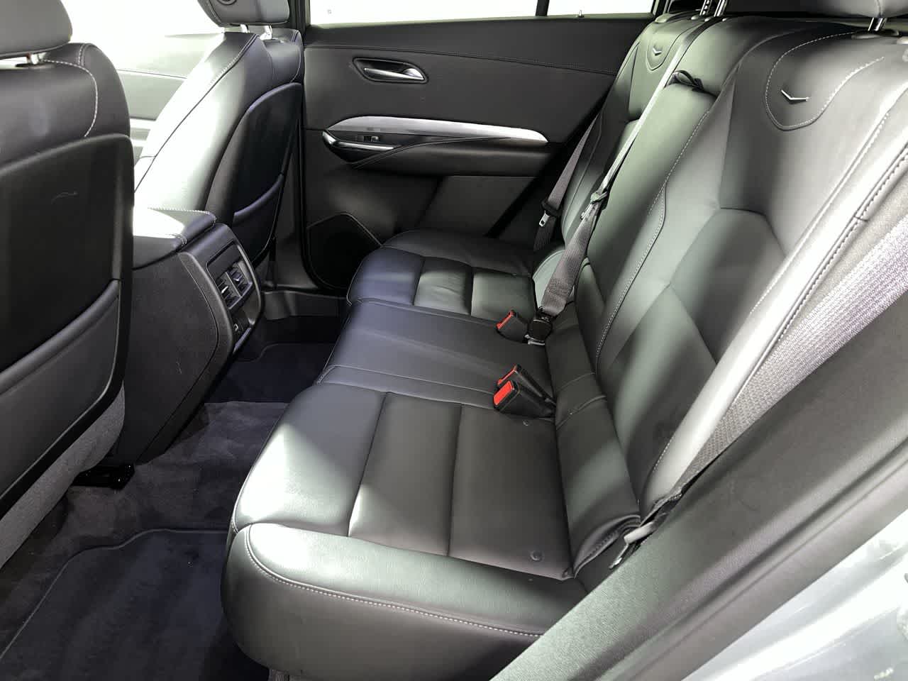 2025 Cadillac XT4 FWD Premium Luxury