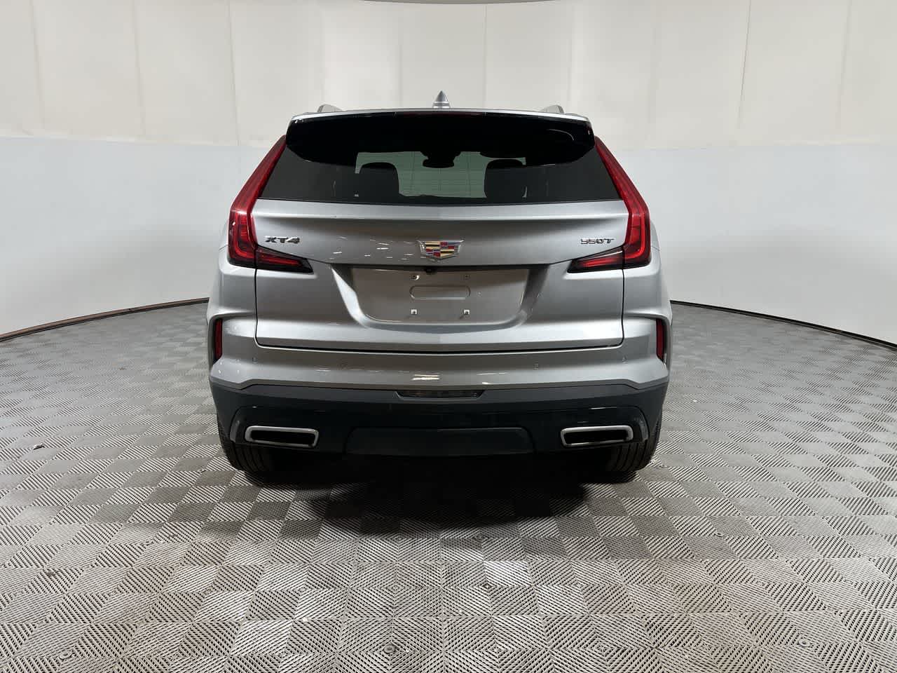 2025 Cadillac XT4 FWD Premium Luxury