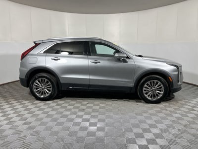 2025 Cadillac XT4 FWD Premium Luxury