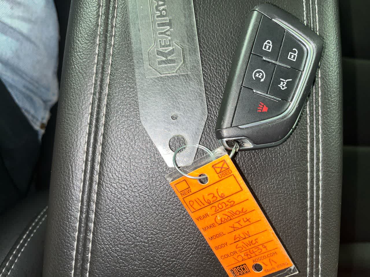 2025 Cadillac XT4 FWD Premium Luxury