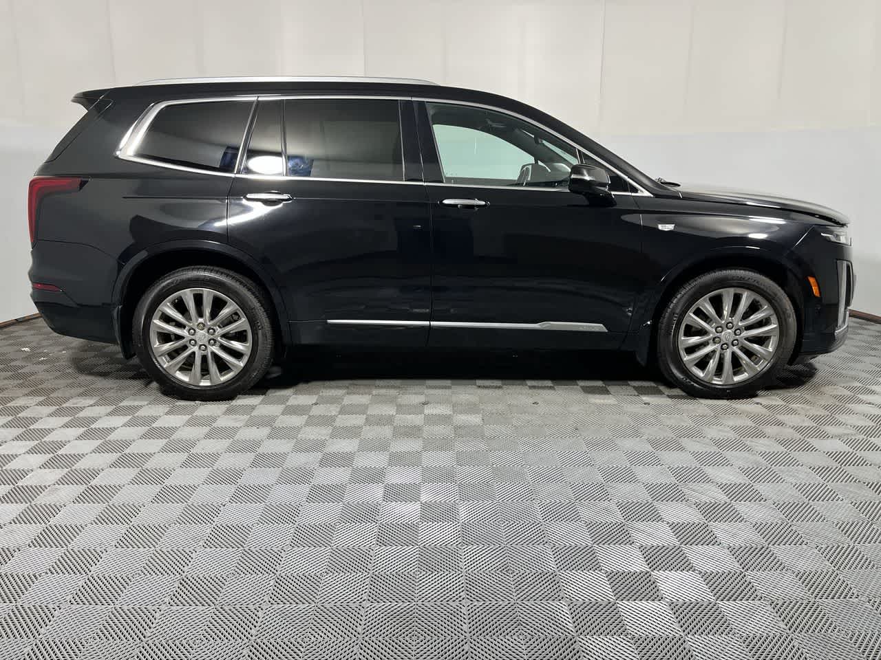 2021 Cadillac XT6 Premium Luxury