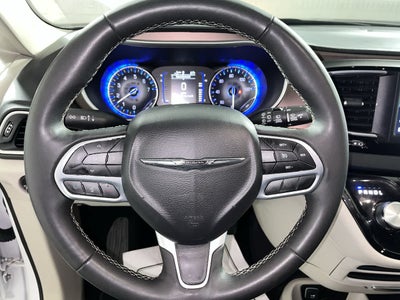 2024 Chrysler Voyager LX