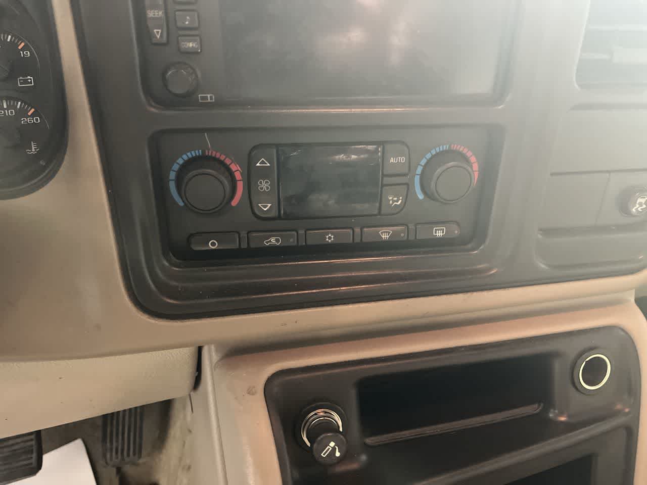 2005 GMC Yukon XL SLE