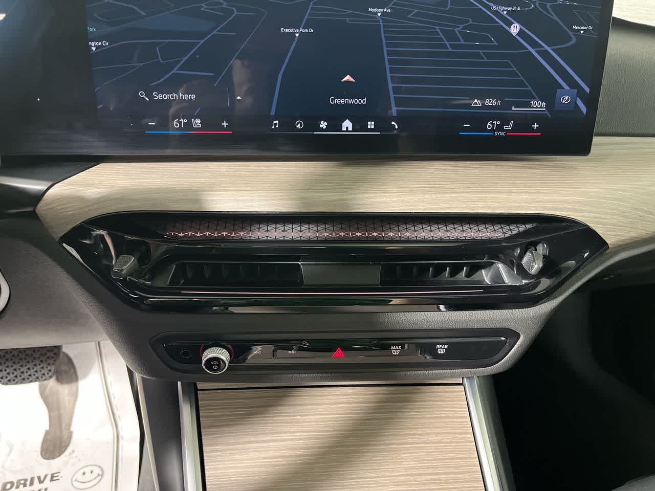 2025 BMW 330i 330i