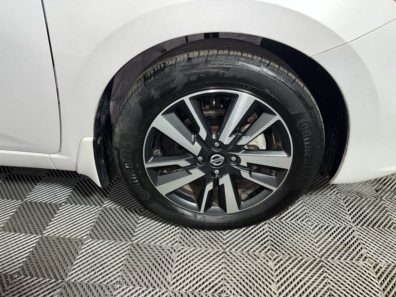 2022 Nissan Versa SV