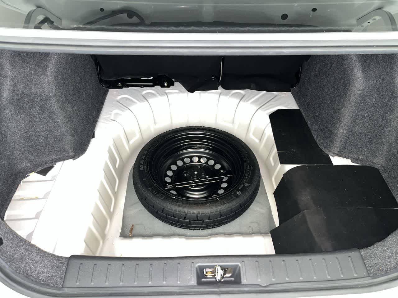 2022 Nissan Versa SV
