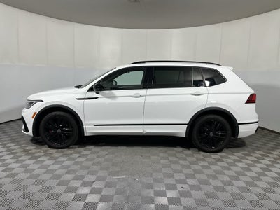 2022 Volkswagen Tiguan SE R-Line Black