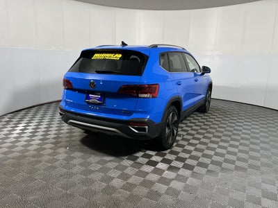 2024 Volkswagen Taos SE