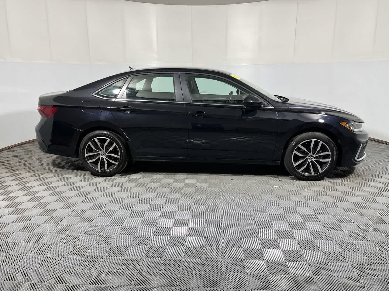 2025 Volkswagen Jetta SE