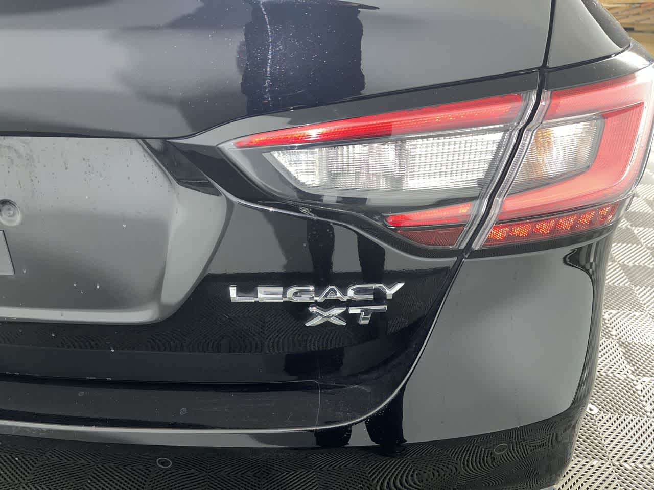 2022 Subaru Legacy Limited XT