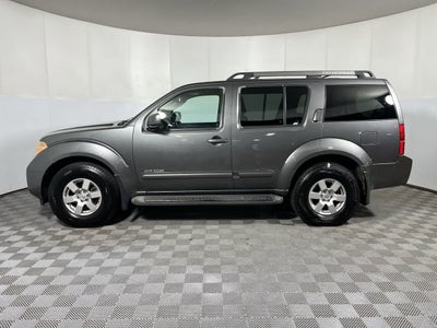 2005 Nissan Pathfinder SE Off Road