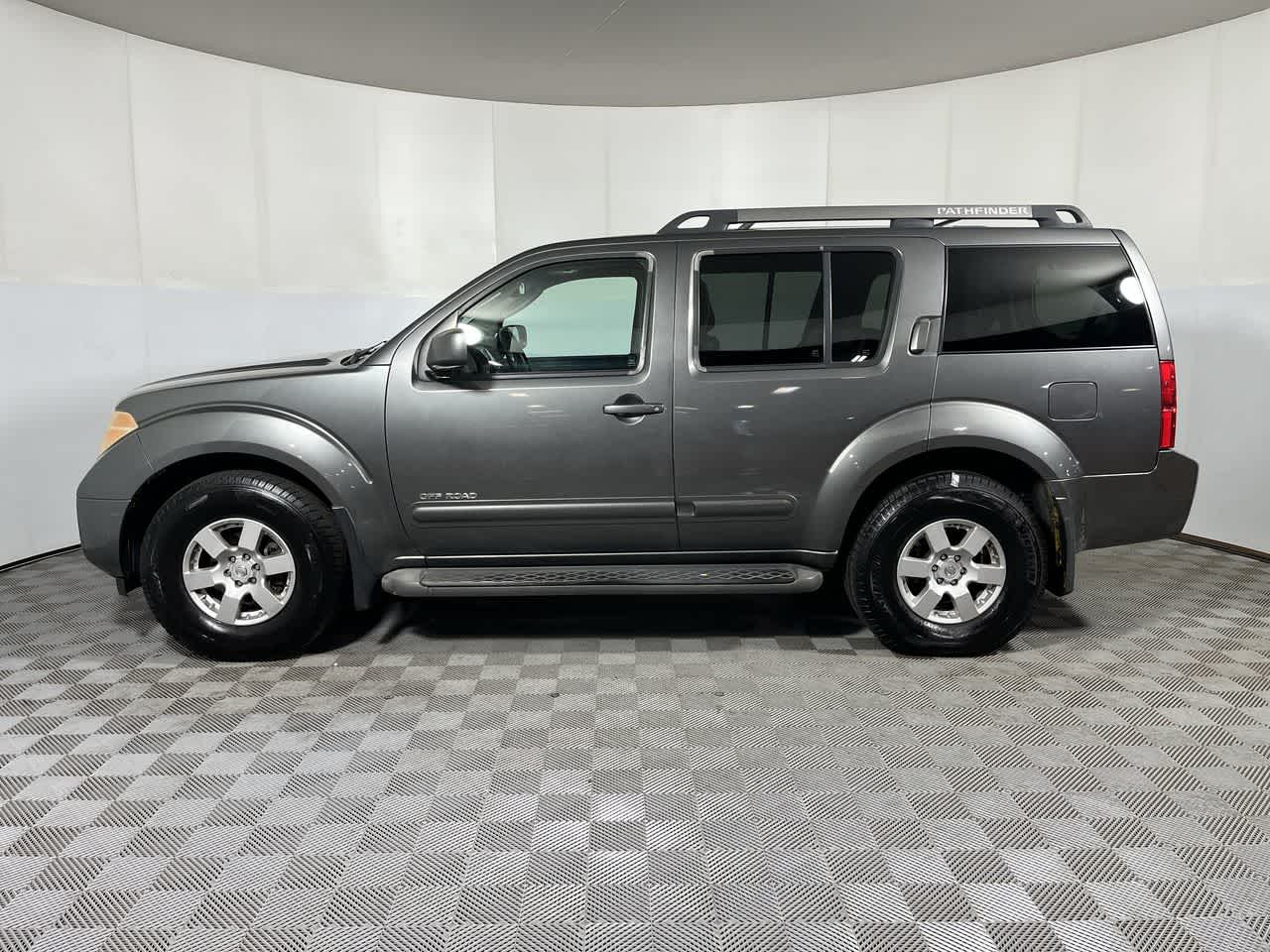 2005 Nissan Pathfinder SE Off Road