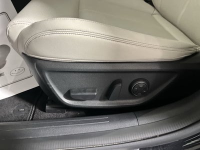 2024 Genesis G70 2.5T