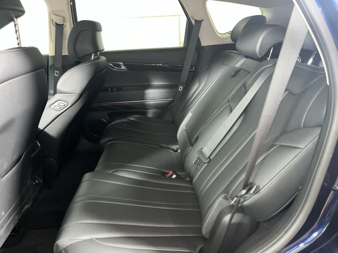 2025 Genesis GV80 Standard