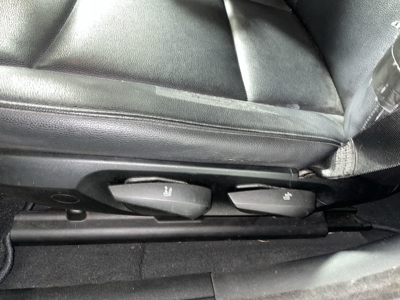 2006 BMW 325i 325i