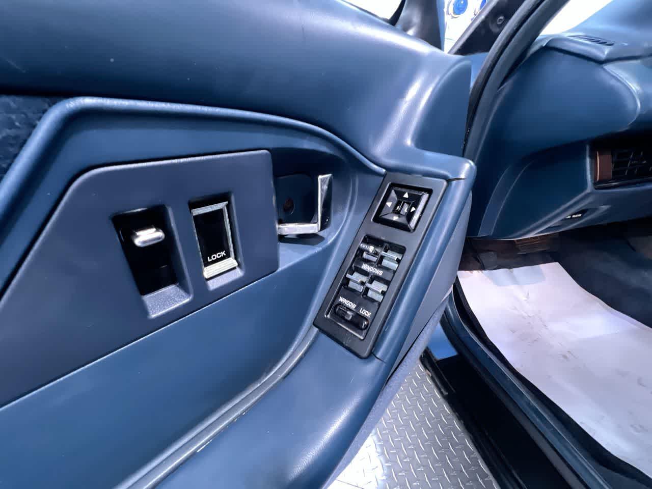 1992 Oldsmobile 88 Royale 4dr Sedan