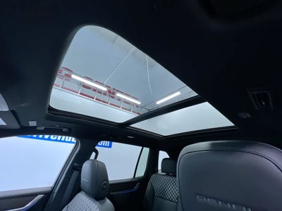 2025 GMC Acadia FWD Denali