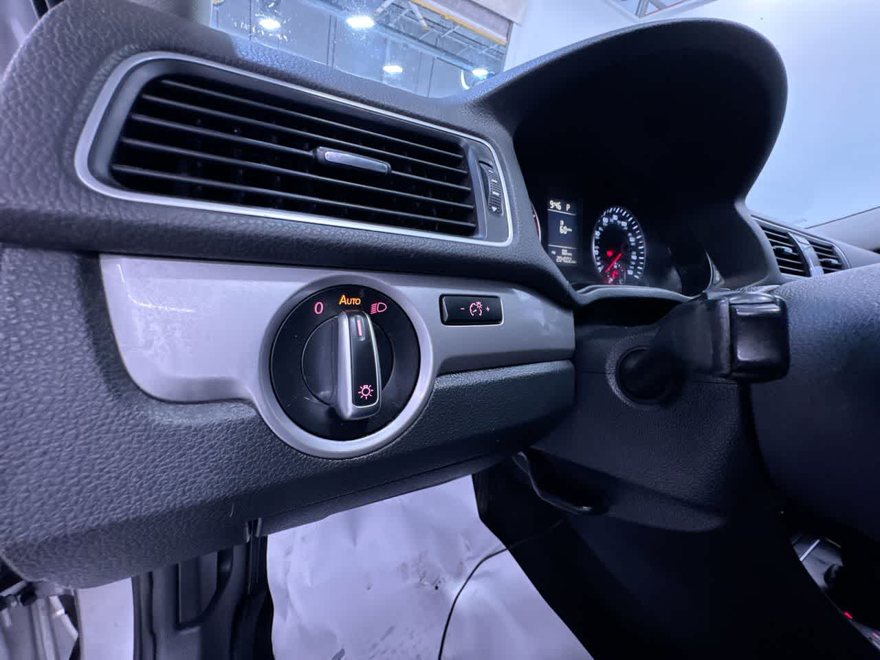 2012 Volkswagen Passat S