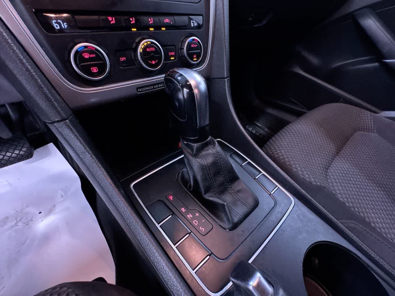 2012 Volkswagen Passat S