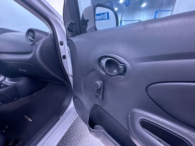 2015 Nissan Versa S Plus
