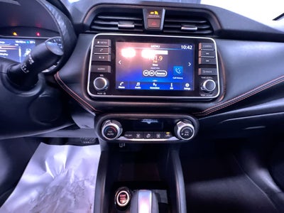 2022 Nissan Versa SR