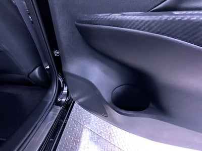 2022 Nissan Versa SR