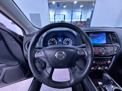 2014 Nissan Pathfinder Platinum