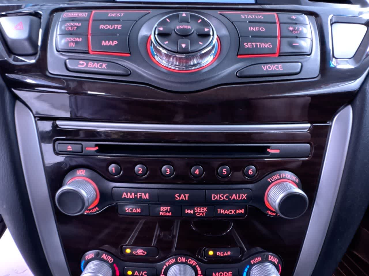 2014 Nissan Pathfinder Platinum